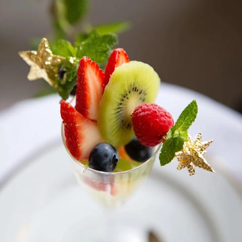 Champagne Flute Fruit Garnishes